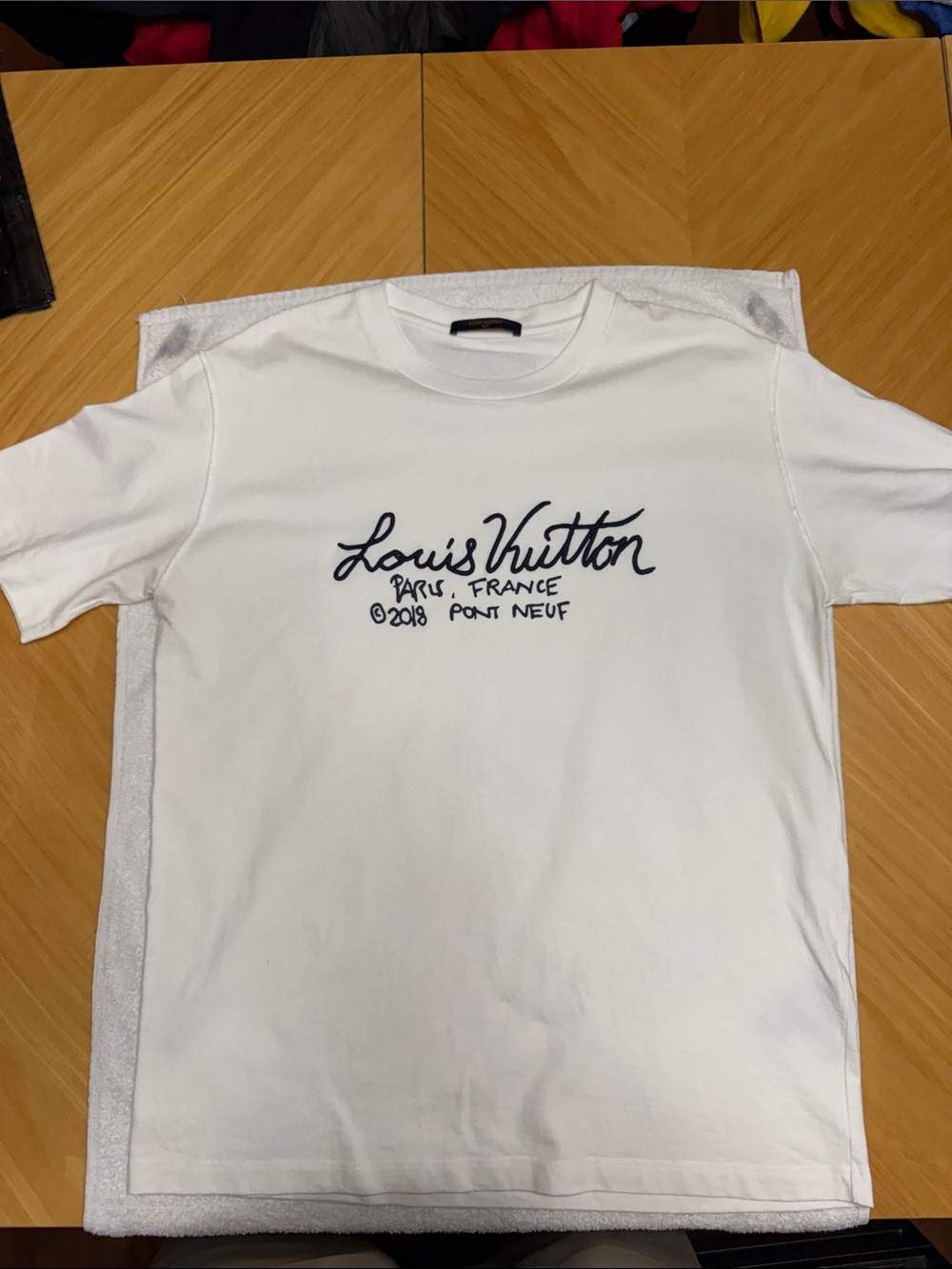 Louis Vuitton White T-Shirt with Black Script Embroidered Logo